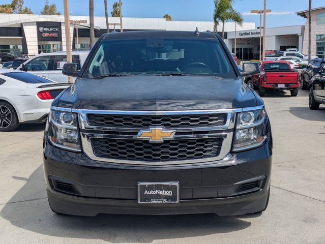 2018 Chevrolet Tahoe LT photo 2