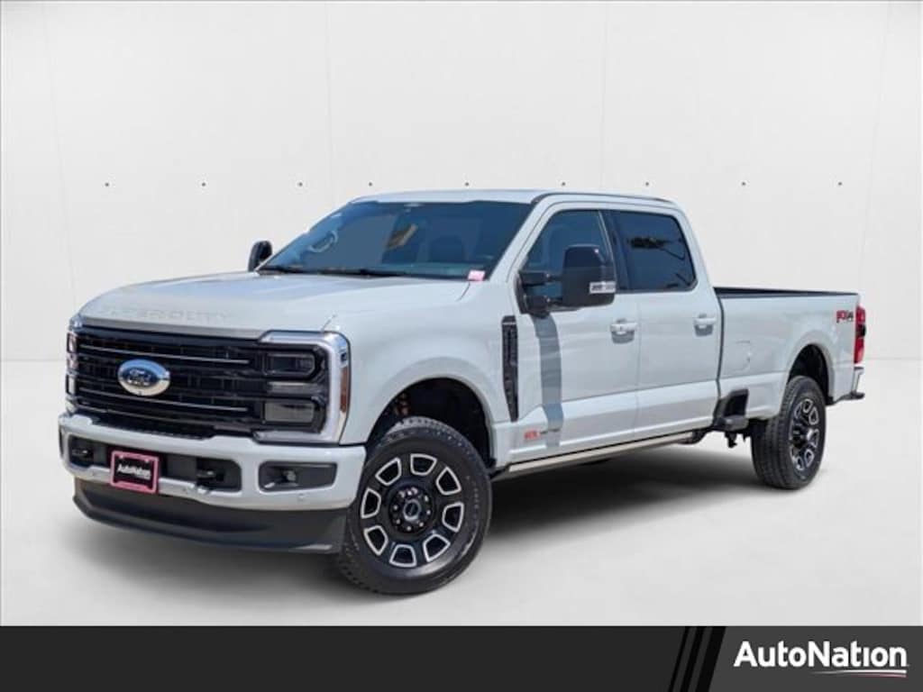 New 2025 Ford F-350 Platinum Truck Crew Cab