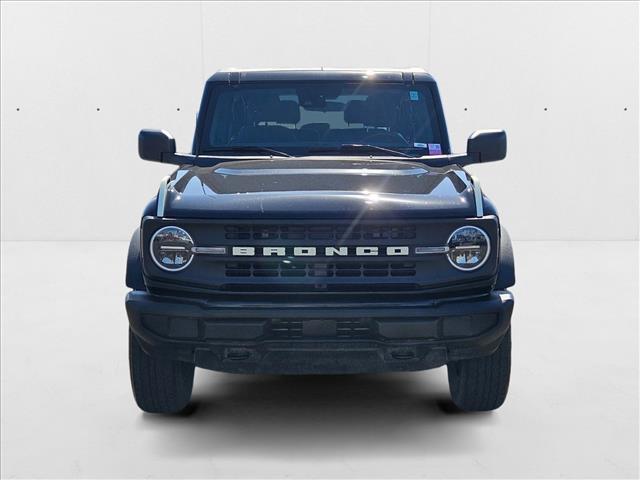 2023 Ford Bronco Base photo 2