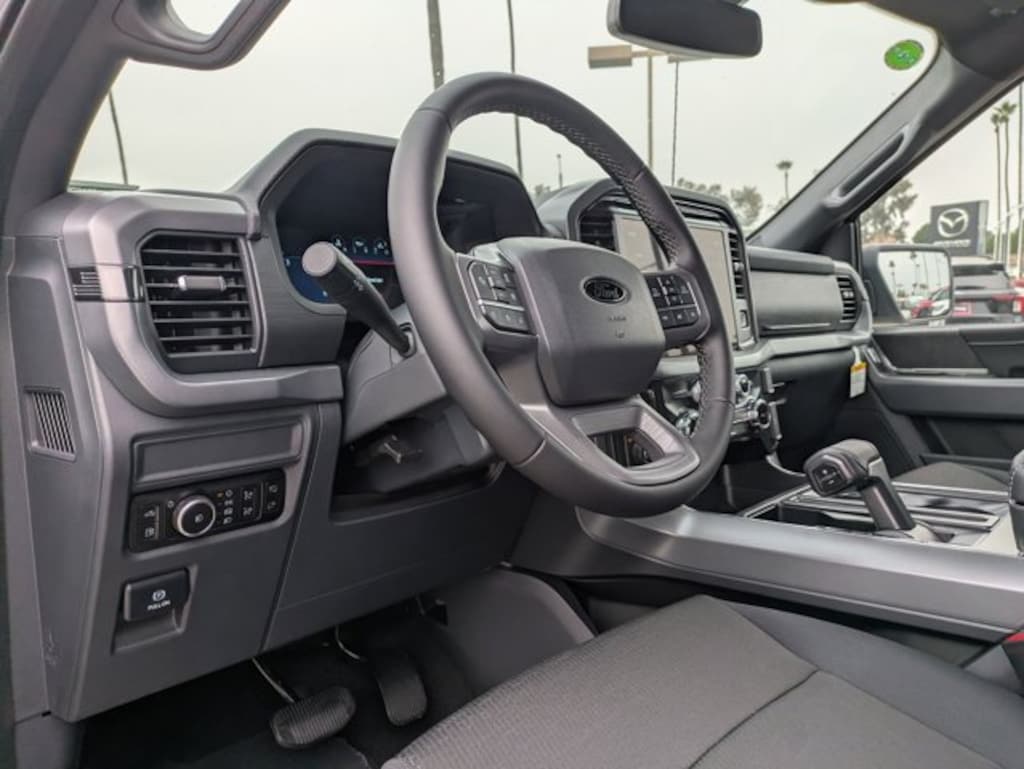 New 2025 Ford F-150 XLT Truck SuperCrew Cab