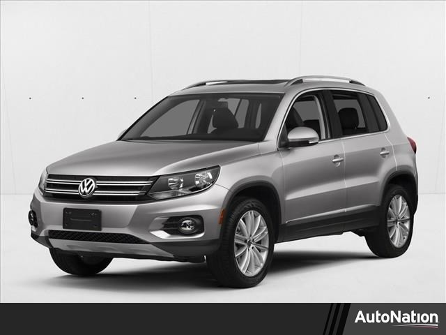 2017 Volkswagen Tiguan 2.0T S's photo
