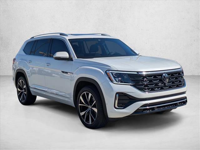 2025 Volkswagen Atlas SEL Premium R-Line photo 3