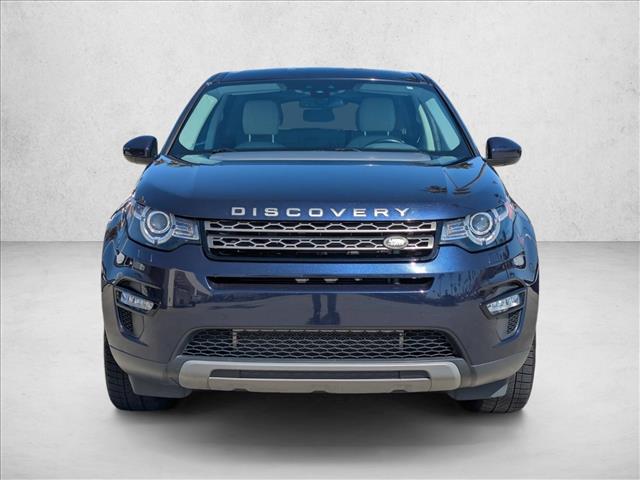 2016 Land Rover Discovery Sport SE photo 2