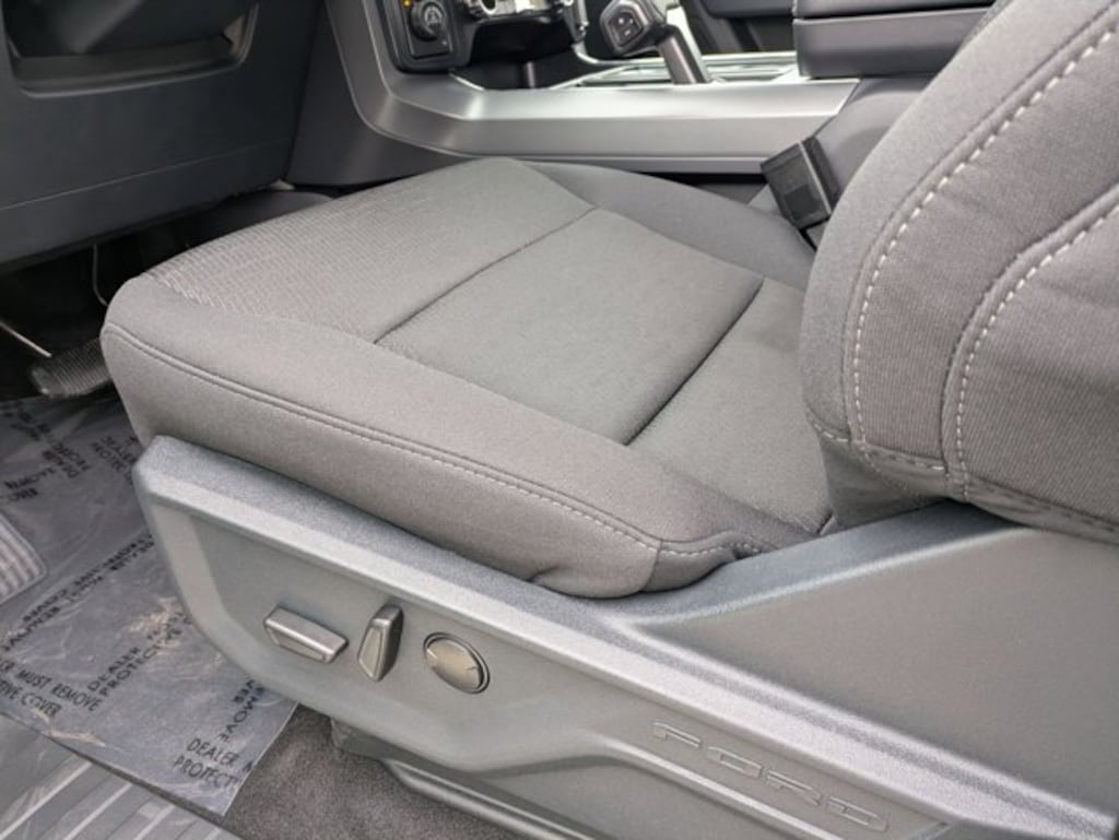 New 2025 Ford F-150 XLT Truck SuperCrew Cab