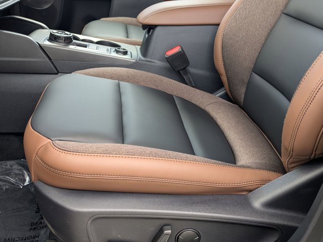 2025 Ford Bronco Sport Outer Banks photo 4