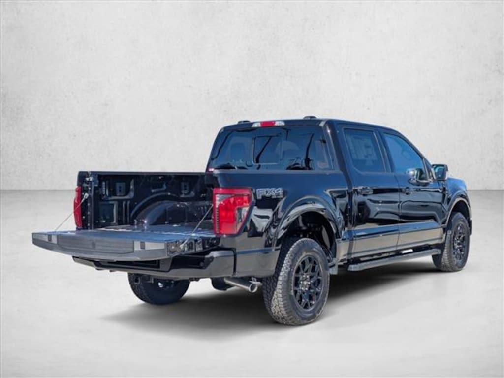 New 2025 Ford F-150 XLT Truck SuperCrew Cab