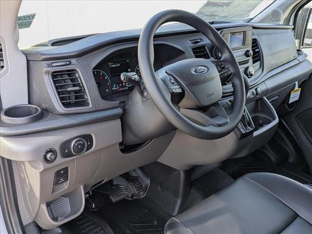 2025 Ford Transit 250