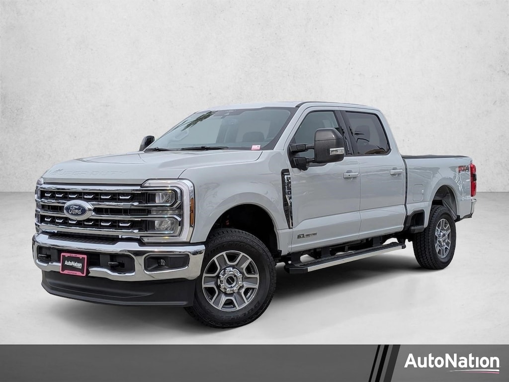 New 2026 Ford F-250 LARIAT Truck Crew Cab
