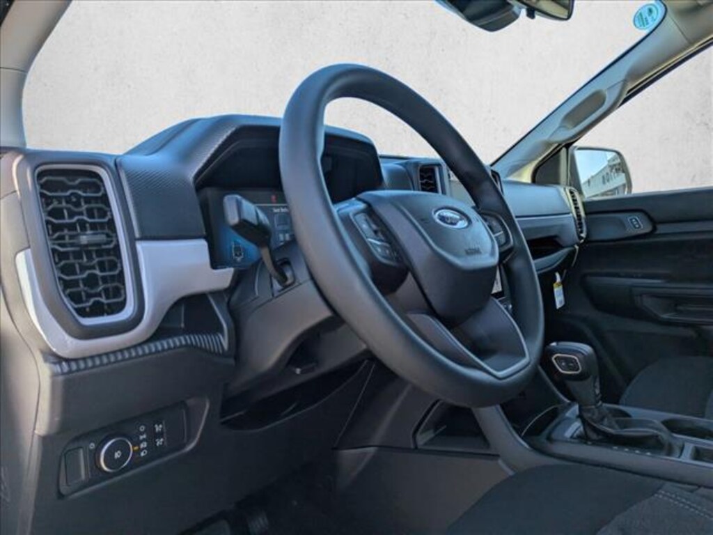 New 2025 Ford Ranger XL Truck SuperCrew