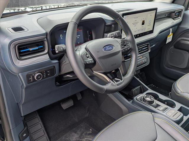 2025 Ford Maverick Lobo Standard