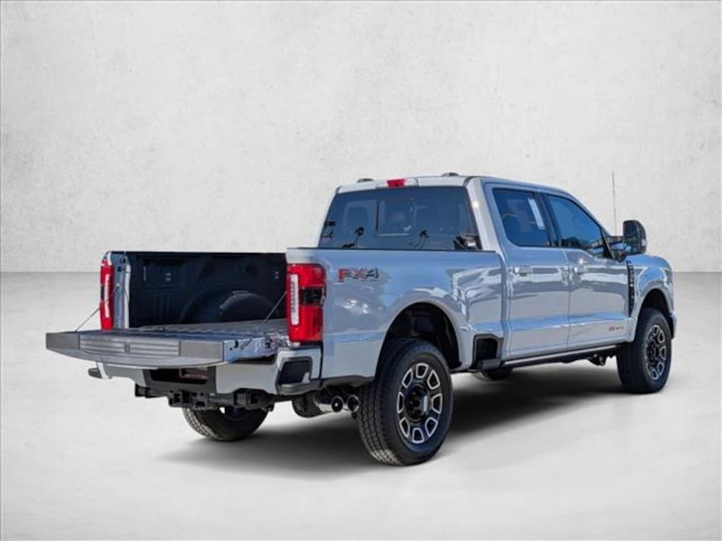 New 2026 Ford F-250 Platinum Truck Crew Cab