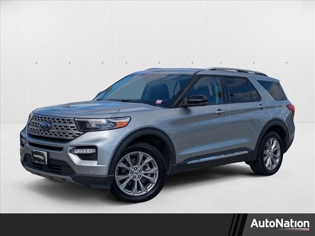 2023 Ford Explorer Limited's photo