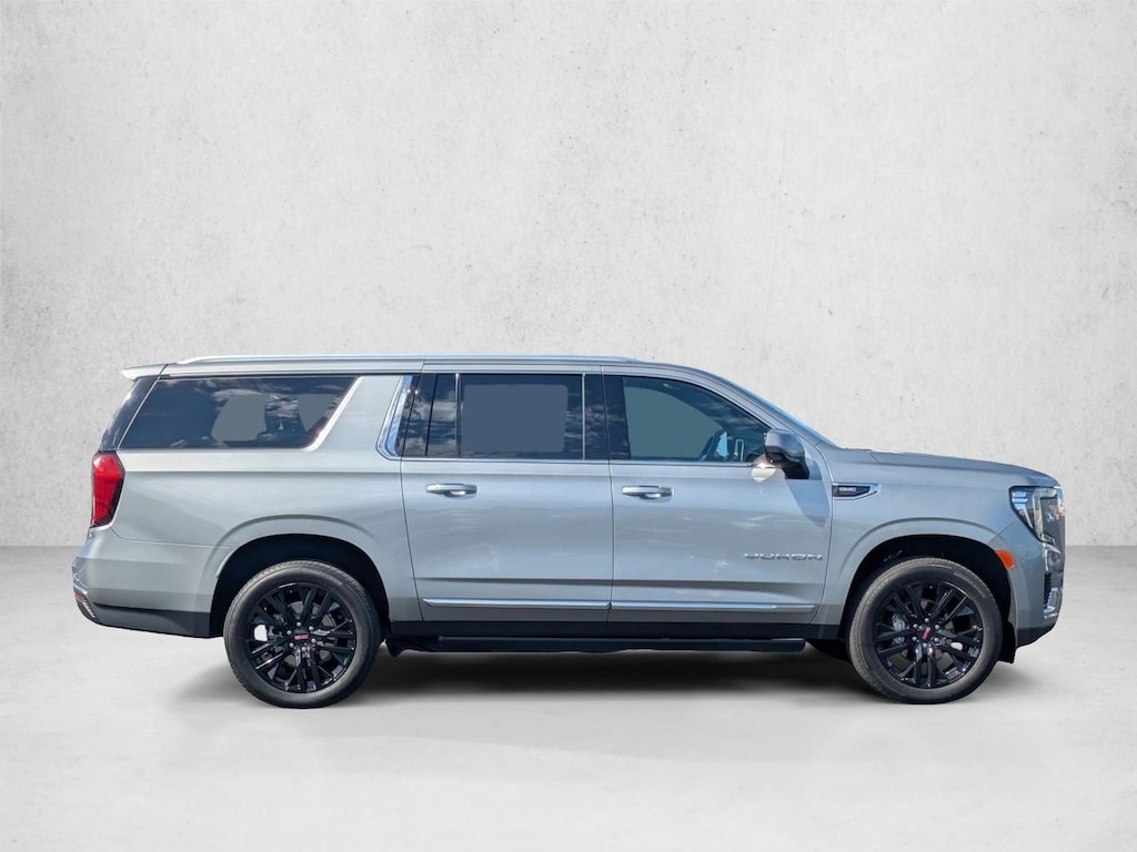 Used 2024 GMC Yukon XL SLT SUV