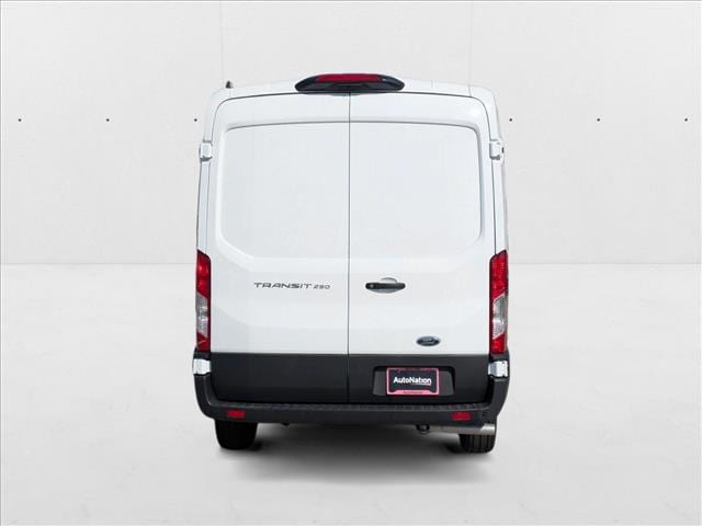 2025 Ford Transit 250