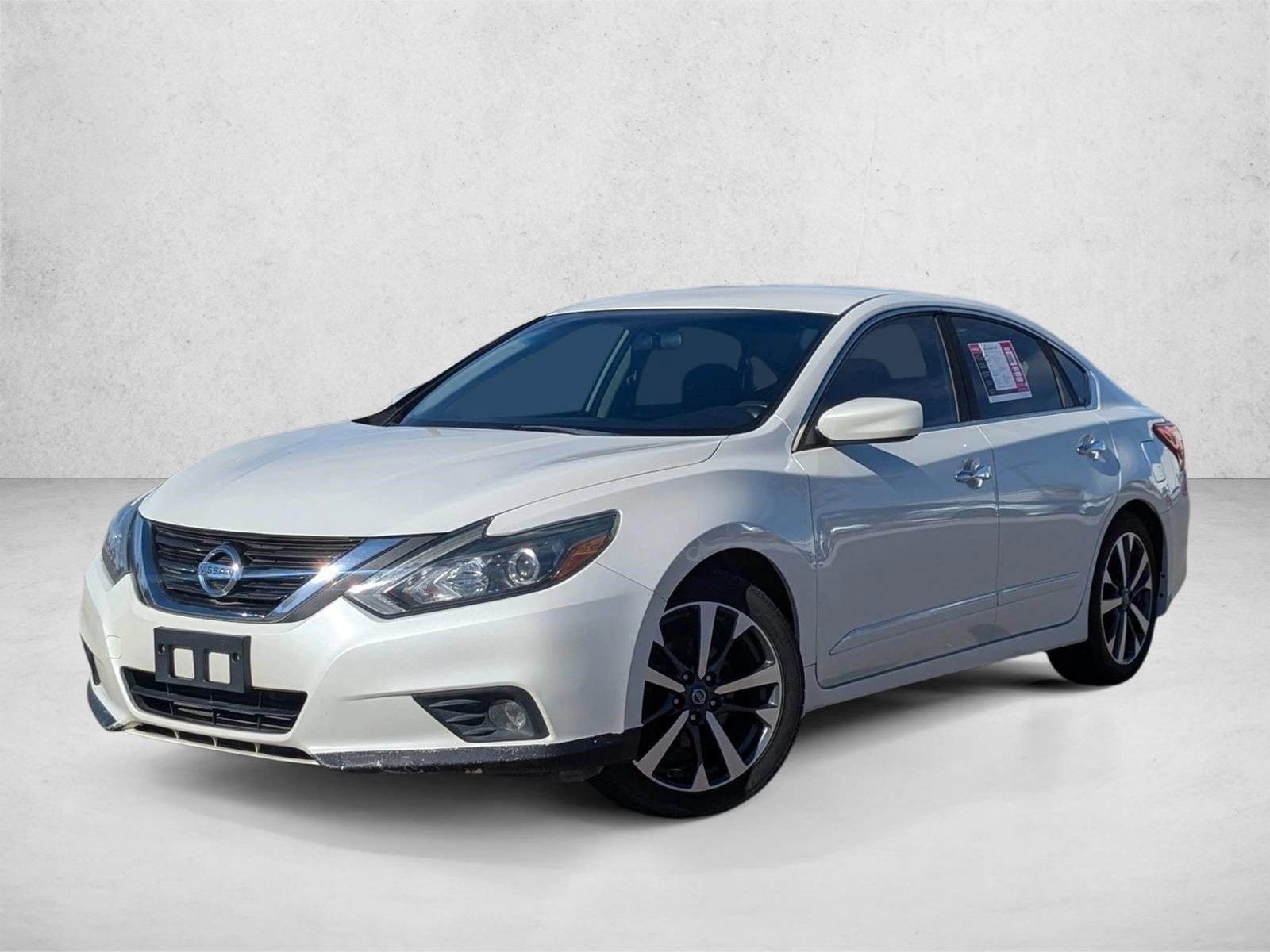 2016 Nissan Altima SR