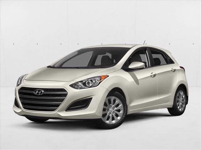 2017 Hyundai Elantra GT GT's photo