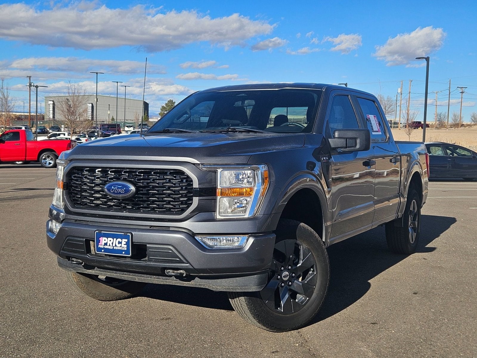 2021 Ford F-150 XL's photo