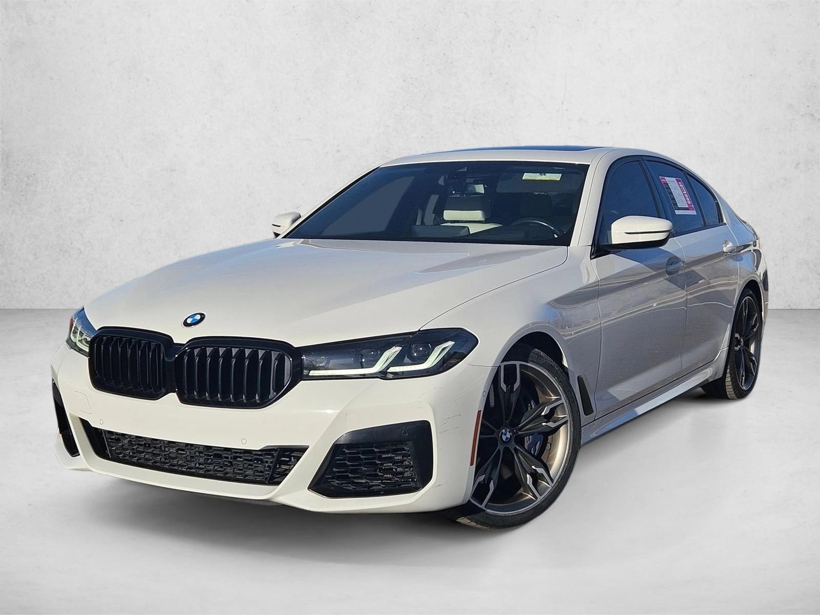 2021 BMW 5 Series M550i's photo