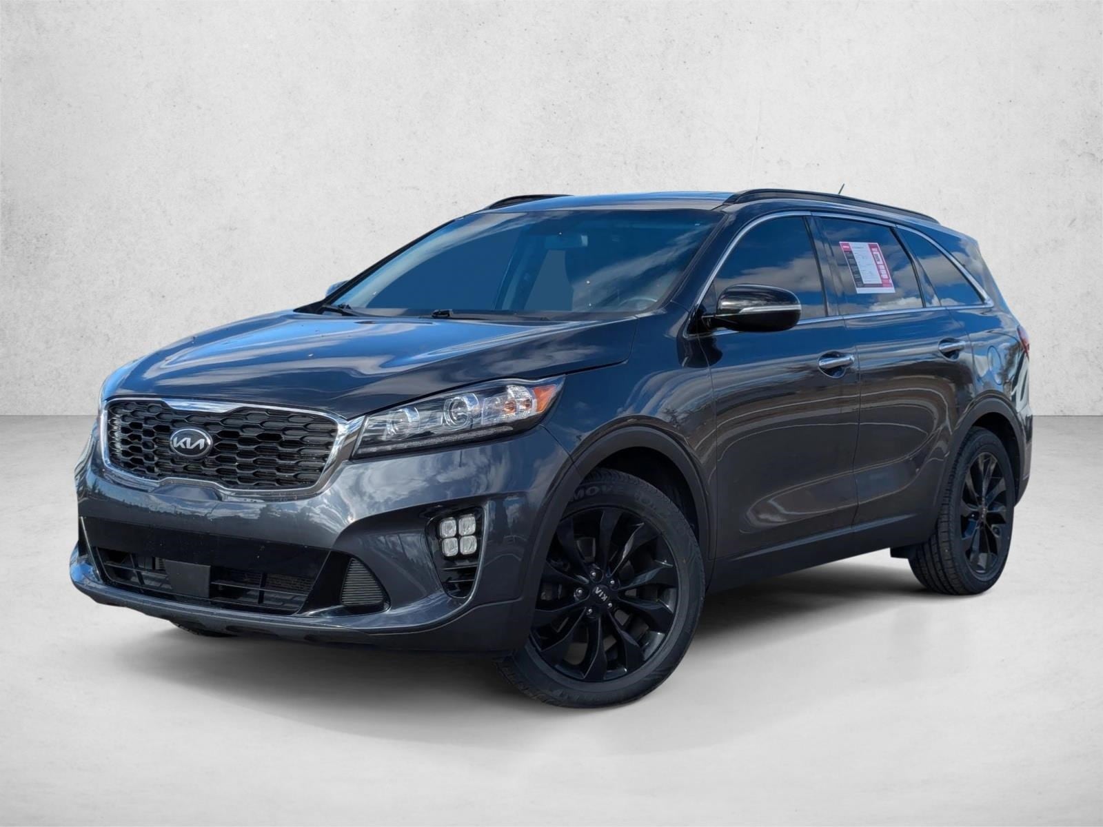 2020 Kia Sorento S's photo