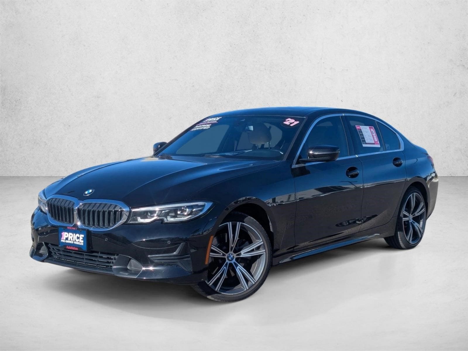 2021 BMW 3 Series 330i's photo