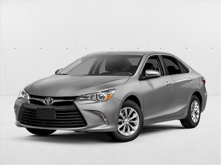 2016 Toyota Camry XLE 4dr Car