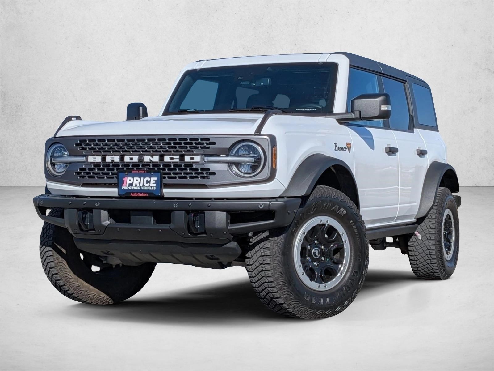 2023 Ford Bronco 4-Door Badlands's photo