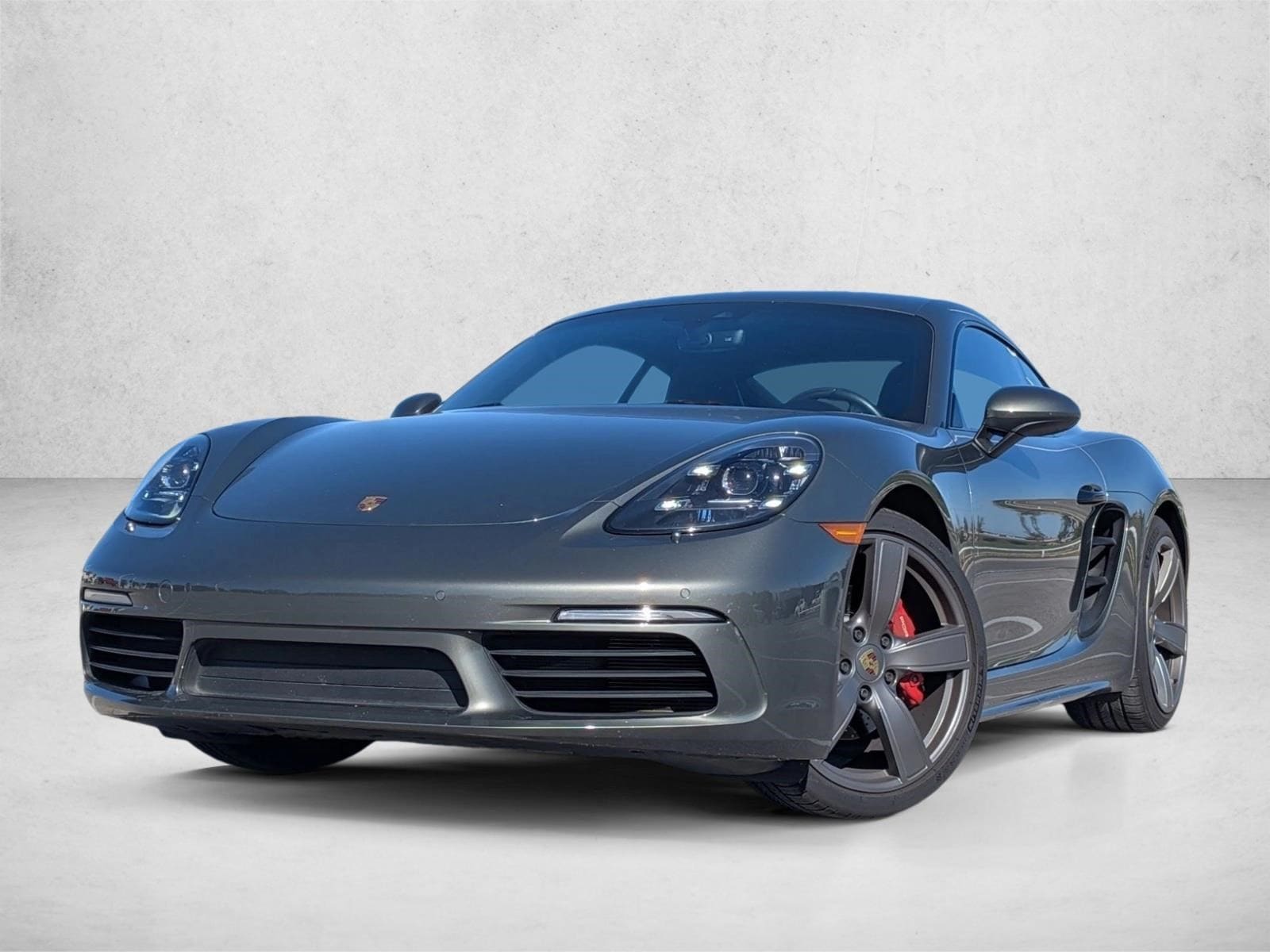 2022 Porsche 718 S's photo