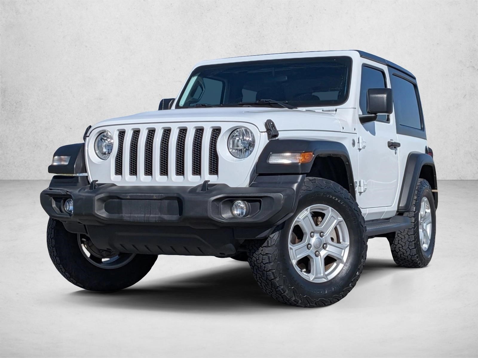 2020 Jeep Wrangler Sport S's photo