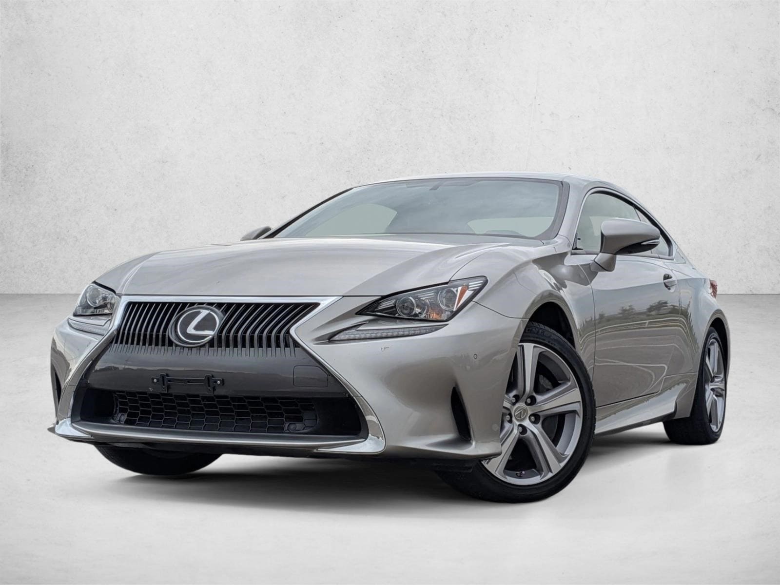 2015 Lexus RC 350's photo