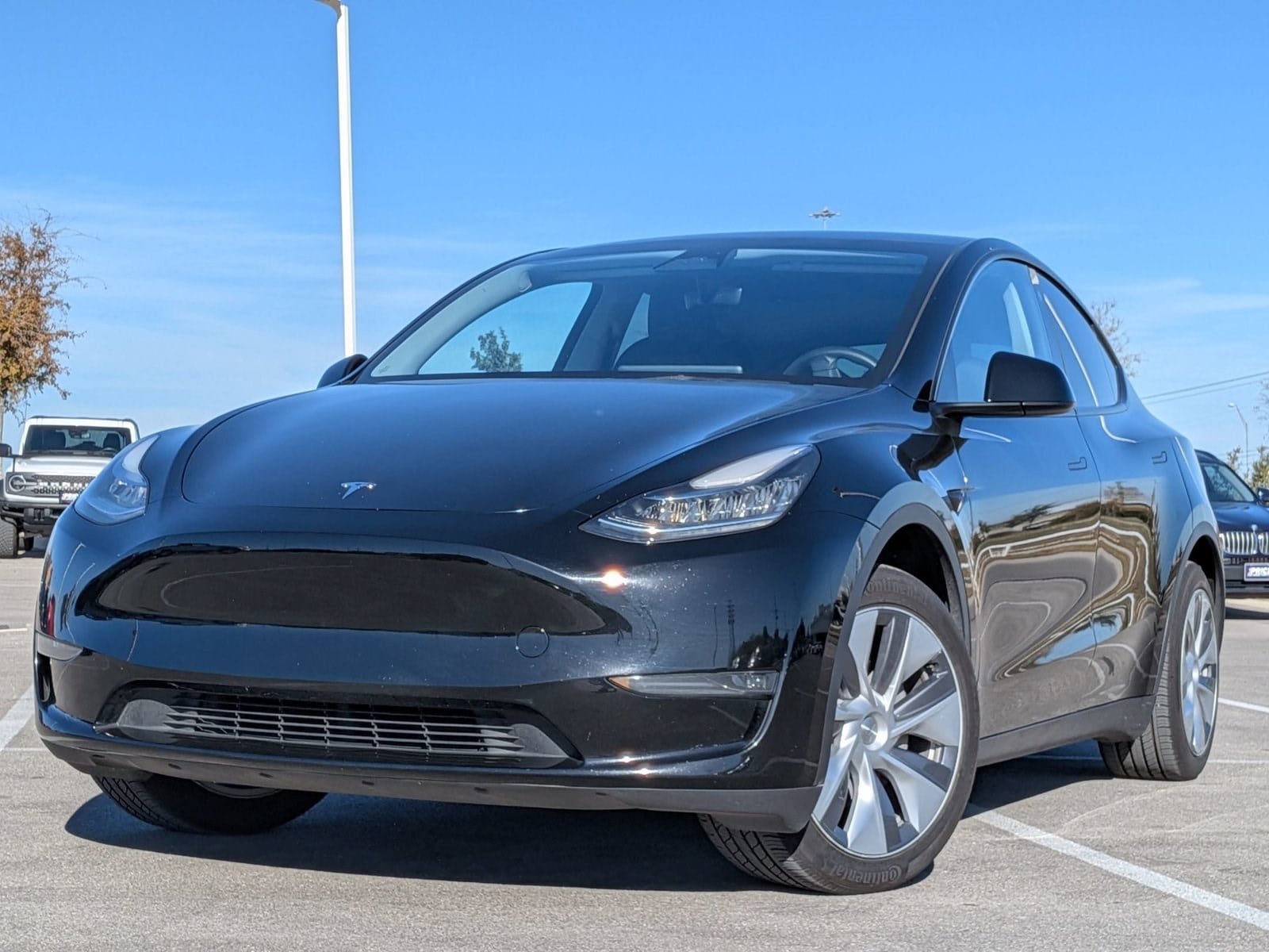 2023 Tesla Model Y Long Range's photo