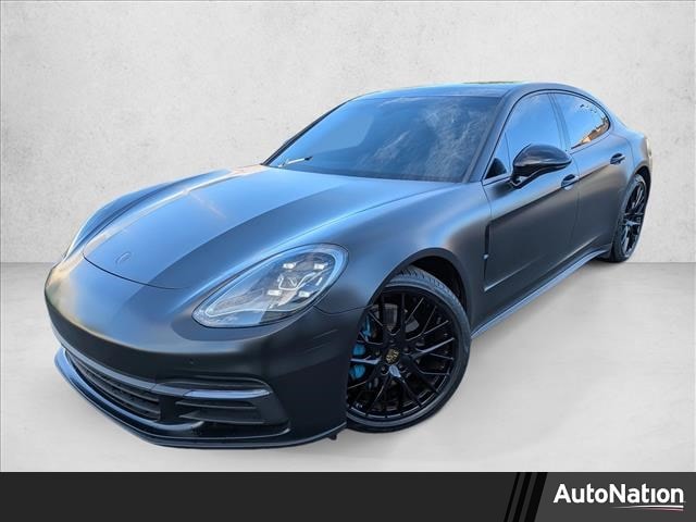 2018 Porsche Panamera Base