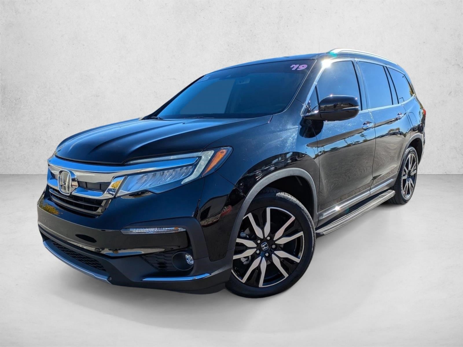 2019 Honda Pilot Touring's photo