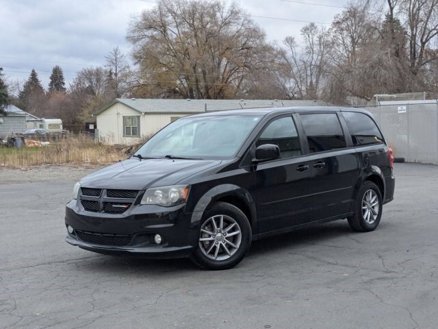 2014 Dodge Grand Caravan R/T's photo