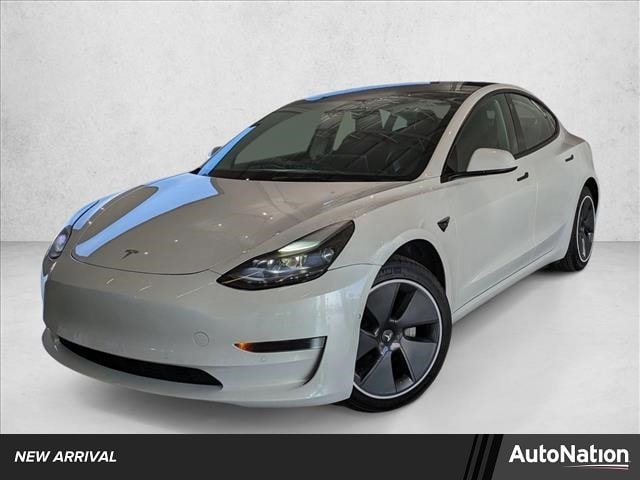 2022 Tesla Model 3 Base's photo