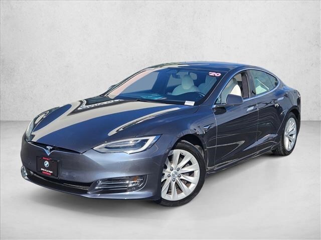 2020 Tesla Model S Standard's photo
