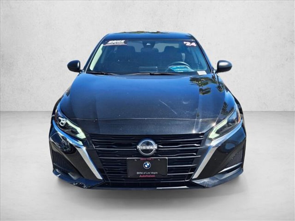 Used 2024 Nissan Altima 2.5 SV Sedan