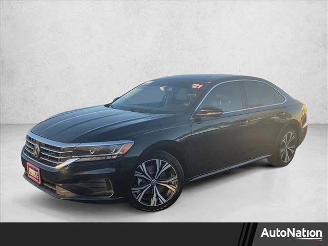 2021 Volkswagen Passat SE's photo