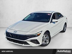 2024 Hyundai Elantra SE Sedan