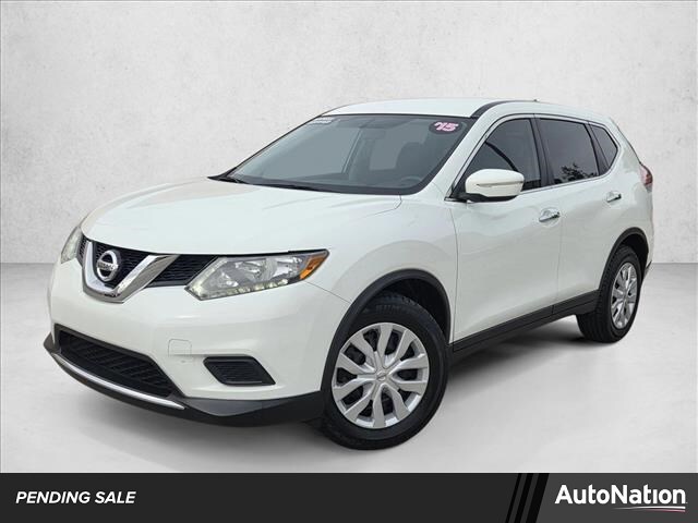 2015 Nissan Rogue S's photo
