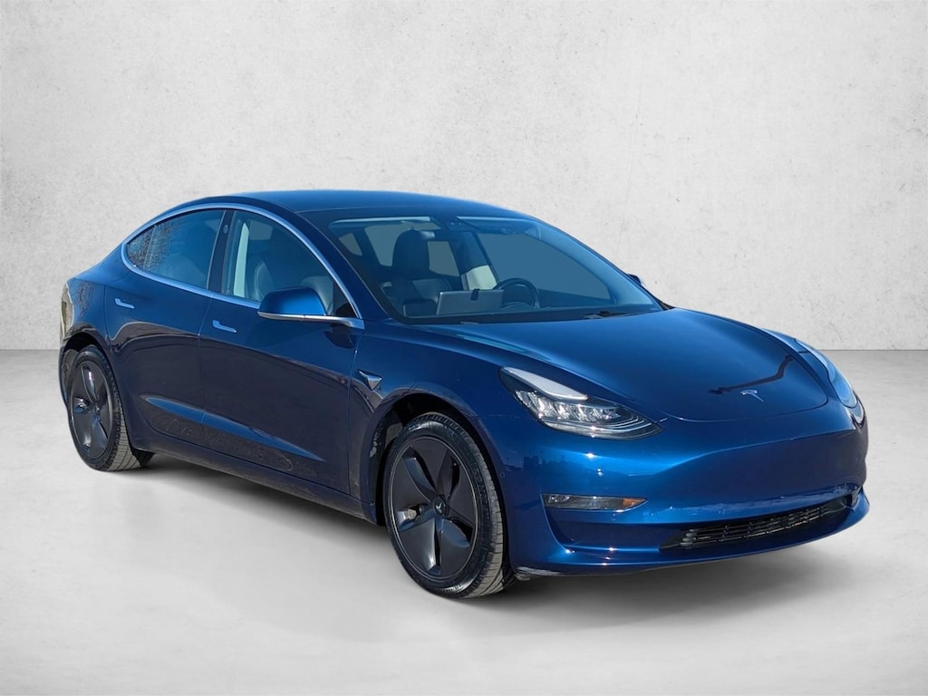 Used 2019 Tesla Model 3 Standard Range Plus Sedan