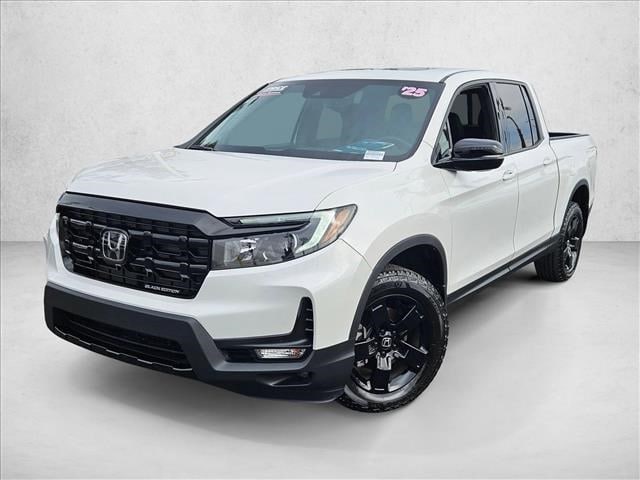2025 Honda Ridgeline Black Edition's photo