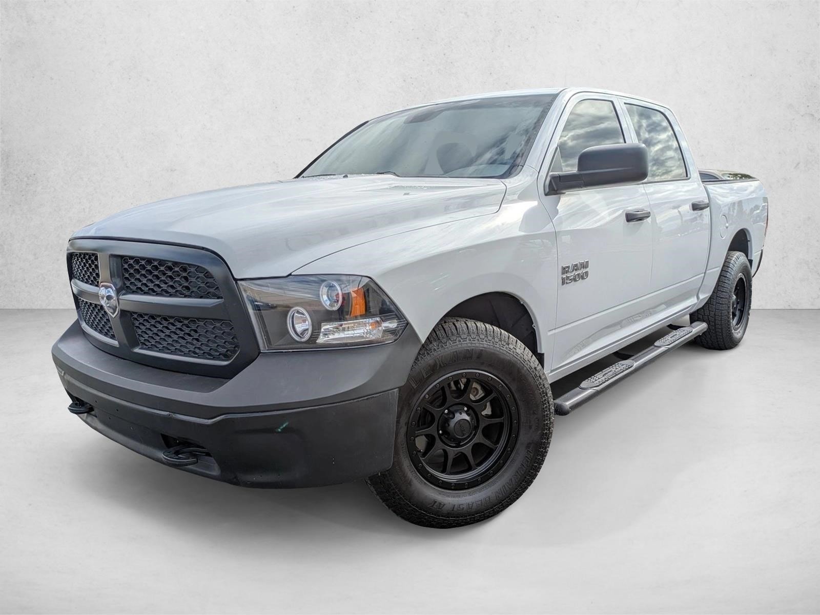 2015 RAM Ram 1500 Pickup Tradesman's photo