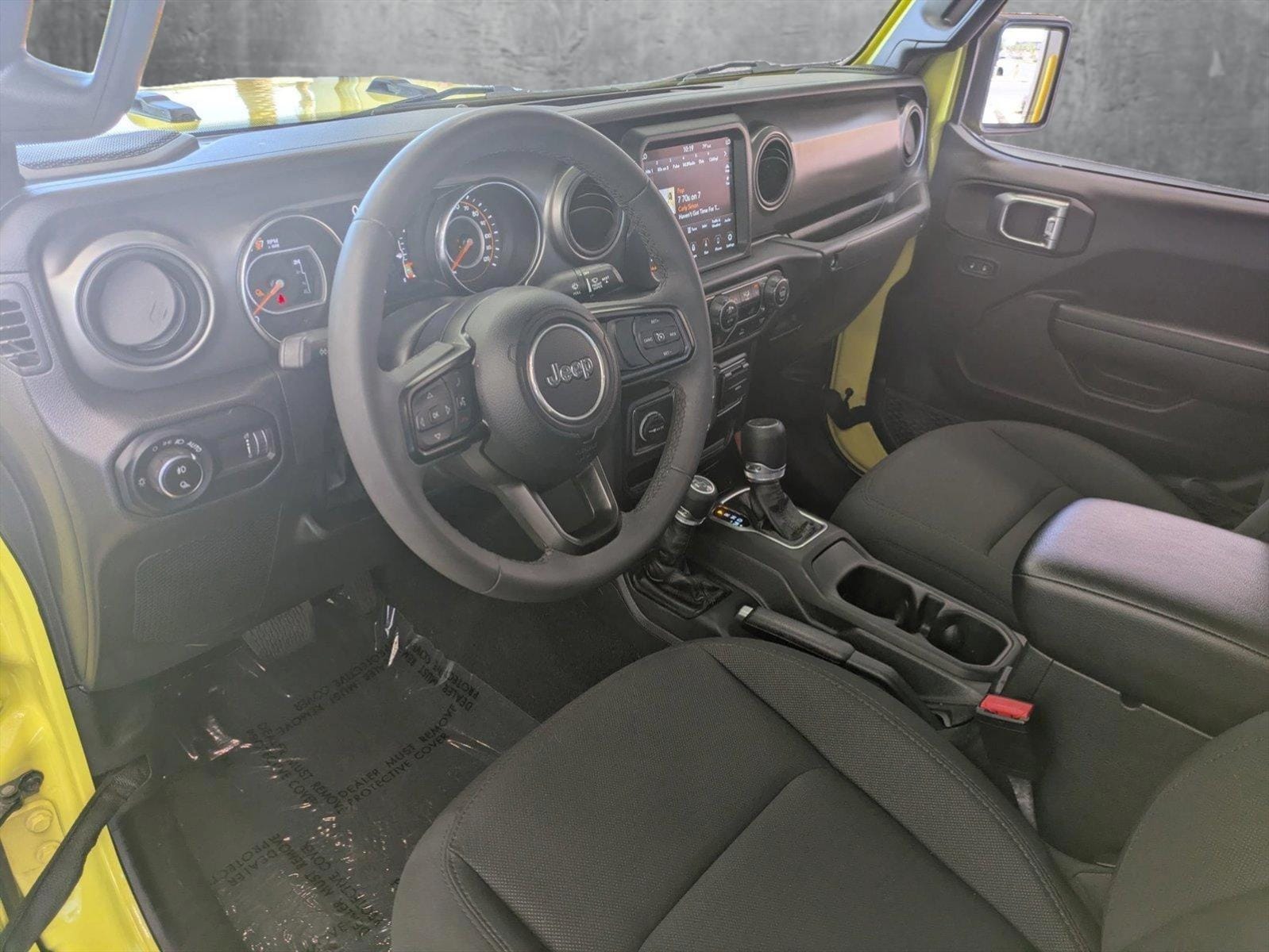 Image 10 of Used 2023 Jeep Gladiator Willys