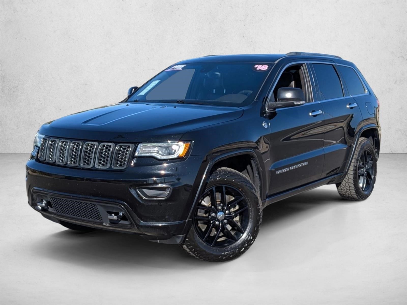 2018 Jeep Grand Cherokee Overland's photo