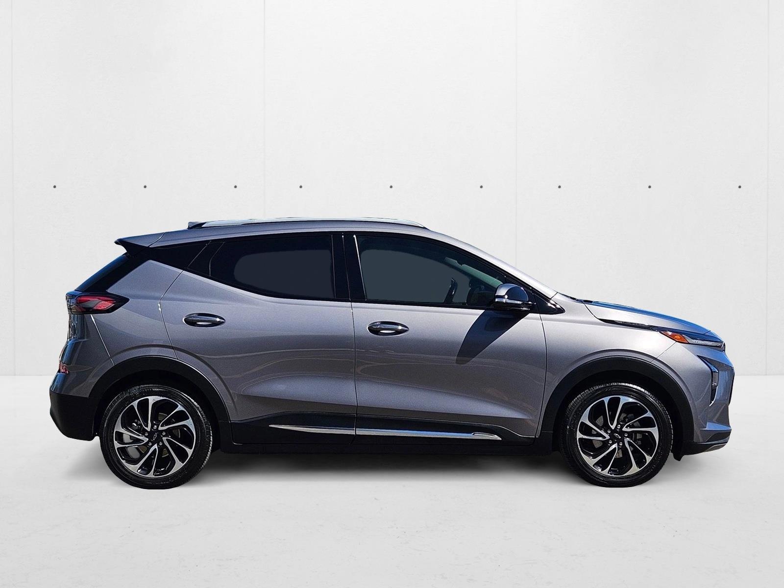 2023 Chevrolet Bolt EUV Premier photo 4