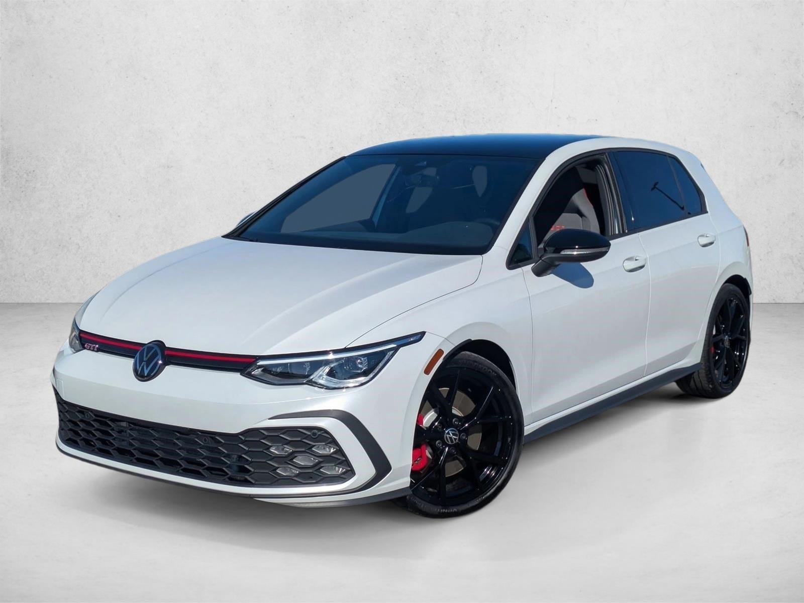 2024 Volkswagen Golf GTI S's photo