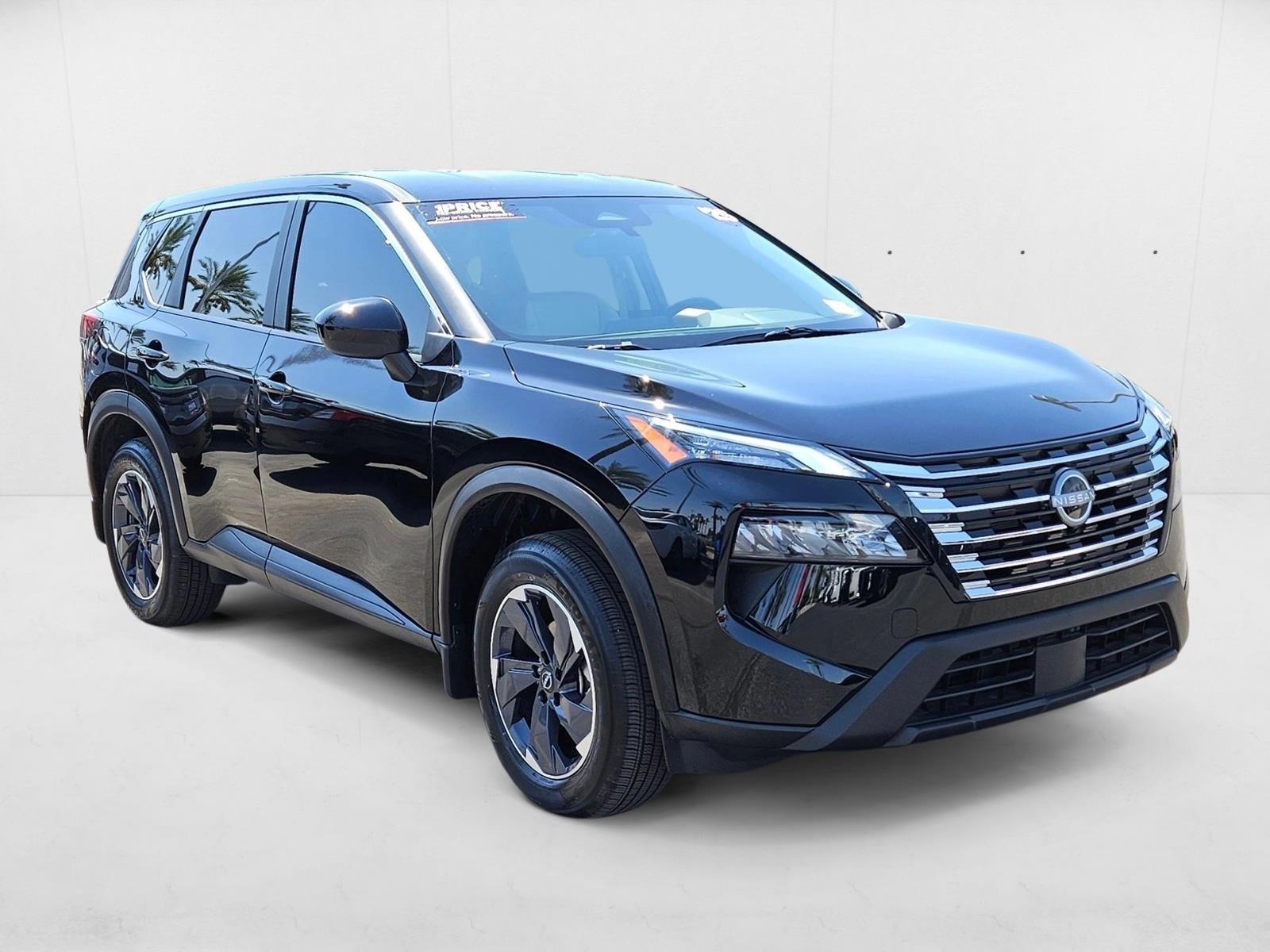 2025 Nissan Rogue SV photo 3