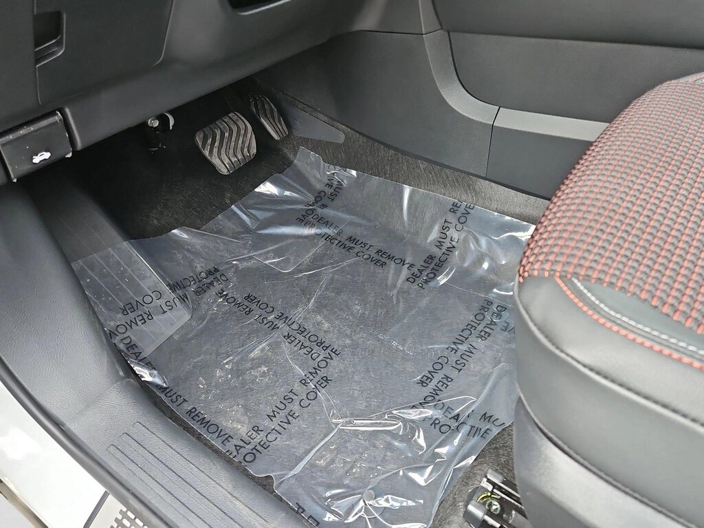 Used 2025 Nissan Kicks SR Sport Utility