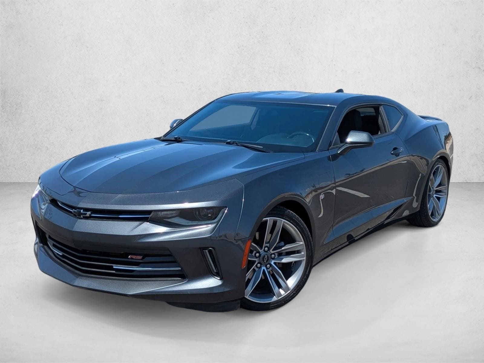 2018 Chevrolet Camaro 1LT's photo