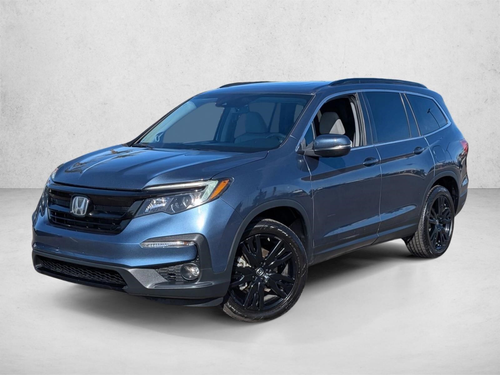 2021 Honda Pilot SE's photo